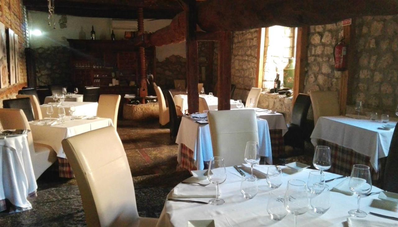 Casa Del Abad 5* Ampudia