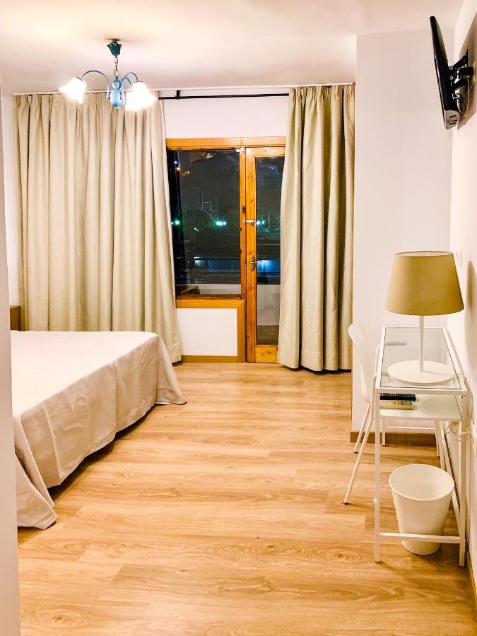 Hostal Sorbas Pensión *