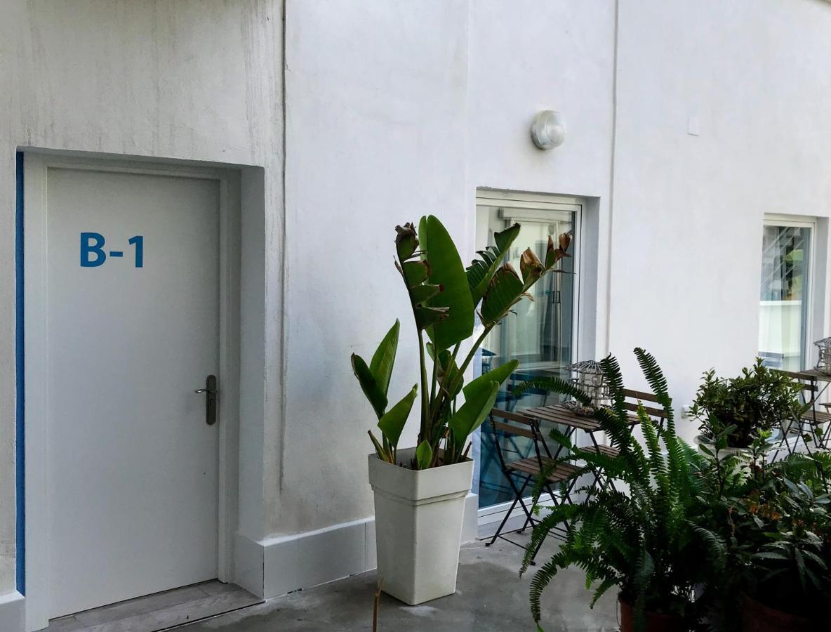 Pensión El Bahía 2*