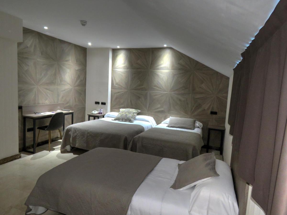 Ciudad De Hotel 3*