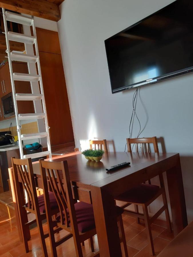 Domus Apartment *
