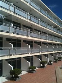 Strelitzias Apartment *