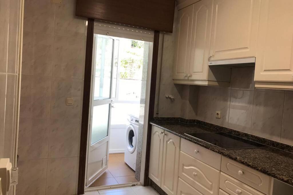 Magnifica Casa Con Garaje Muy Bien Comunicada Apartment Santiago de Compostela