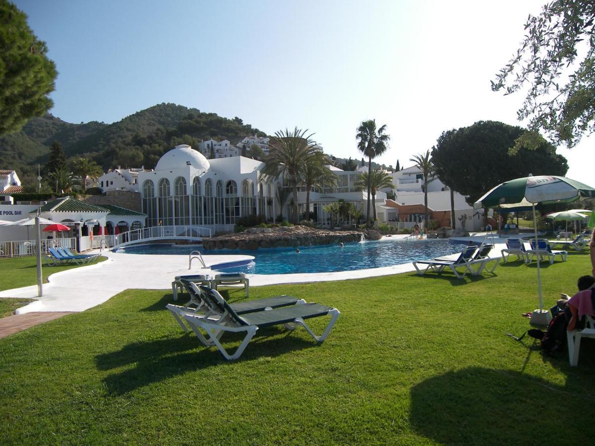 Villas-capistrano * Nerja