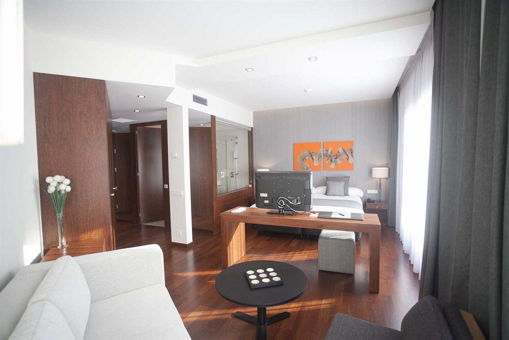 Carris Marineda Hotel