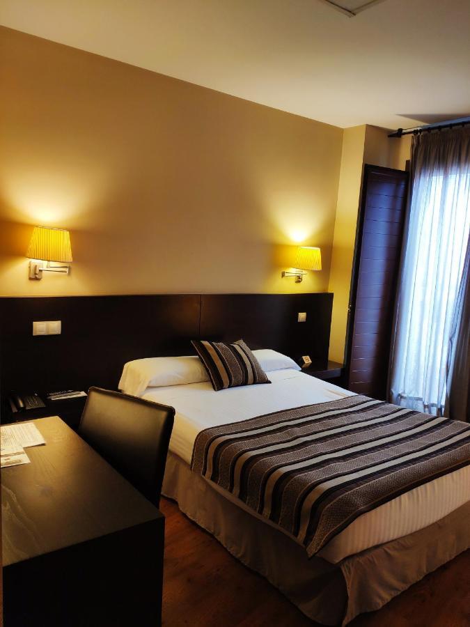 Puerta Del Arco Hotel 3*