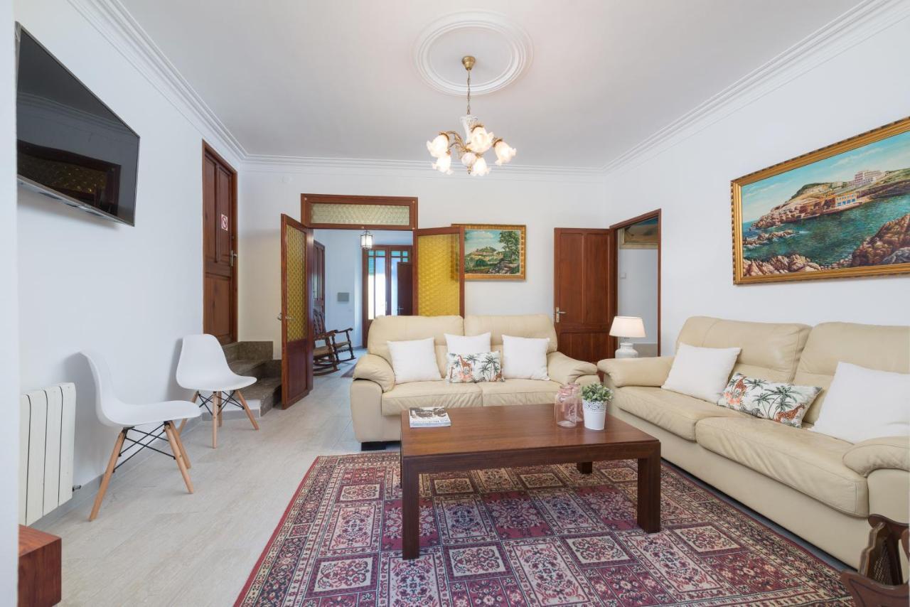 Pla Den Cosset Villa *