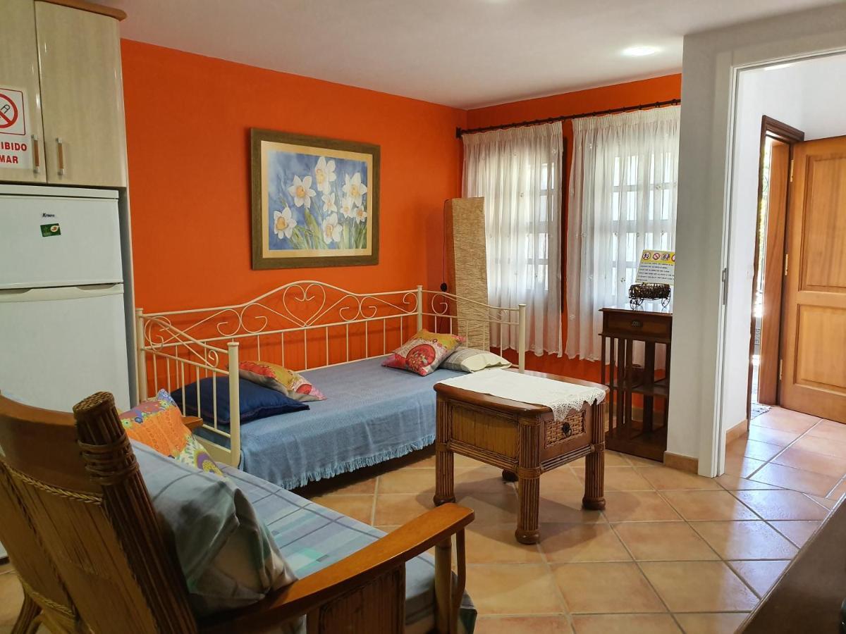 Paqui's Quiet Apt In Playa Ingles. Apartment
