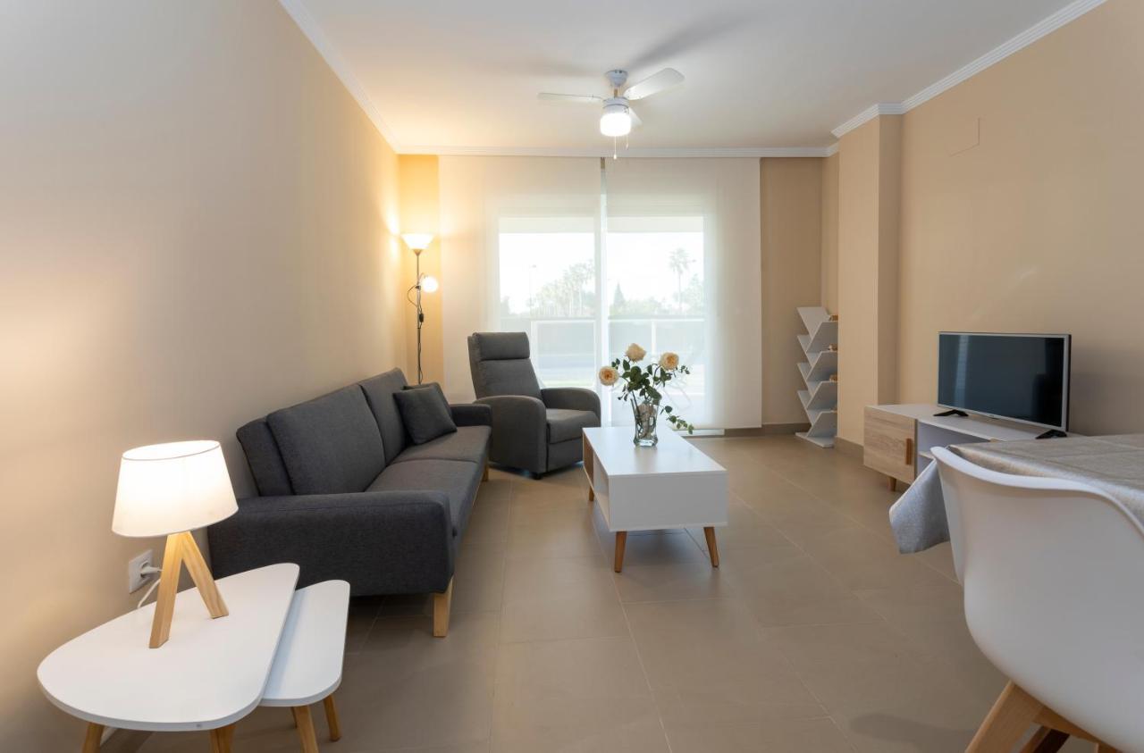 Brisas B2, 2 Dormitorios, Playa A 50m, By Bookindenia Apartment