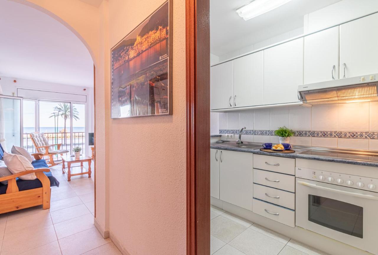 Empurialola -apartamento En Primera Linea De Mar -163 * Ampuriabrava