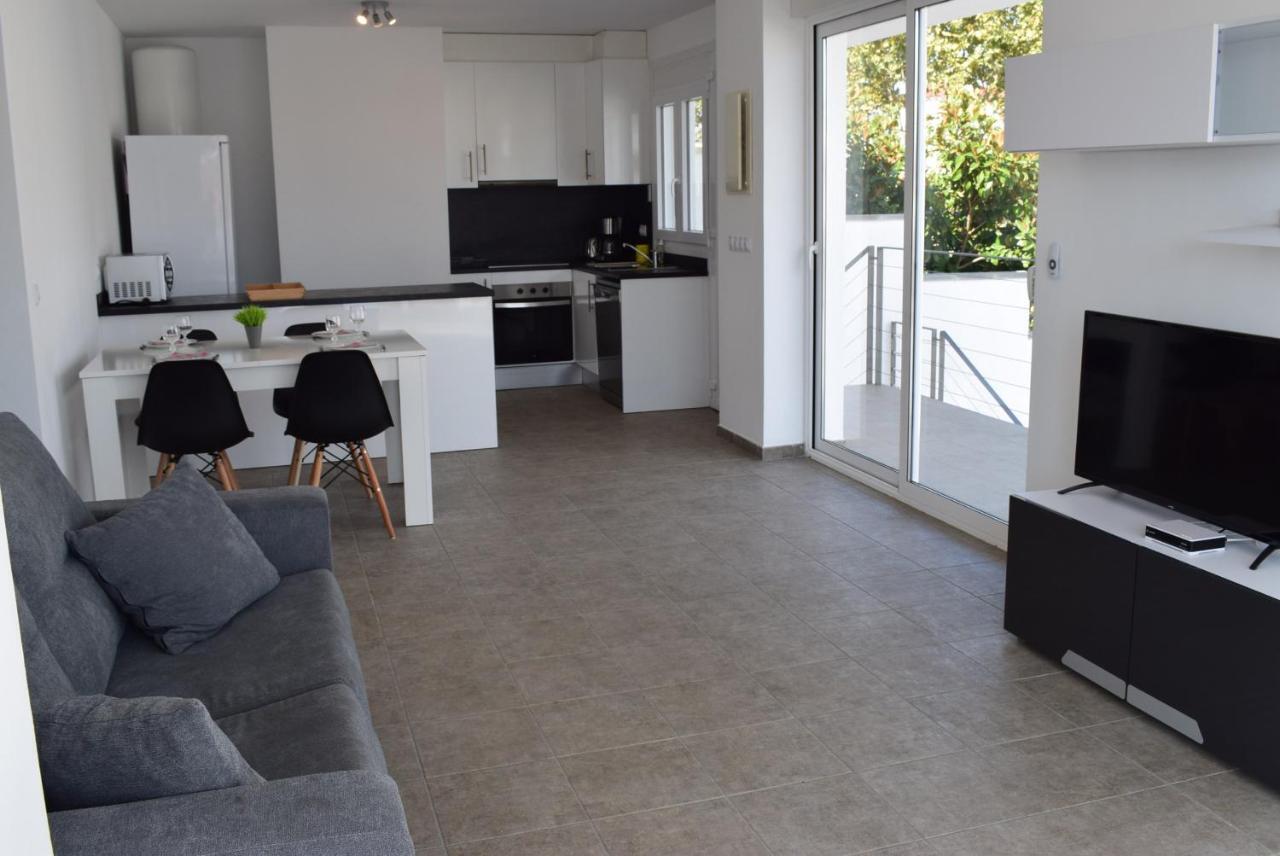 Casa Con Piscina Privada Y Cerca Playa Ref 382 Сasa de vacaciones Ampuriabrava