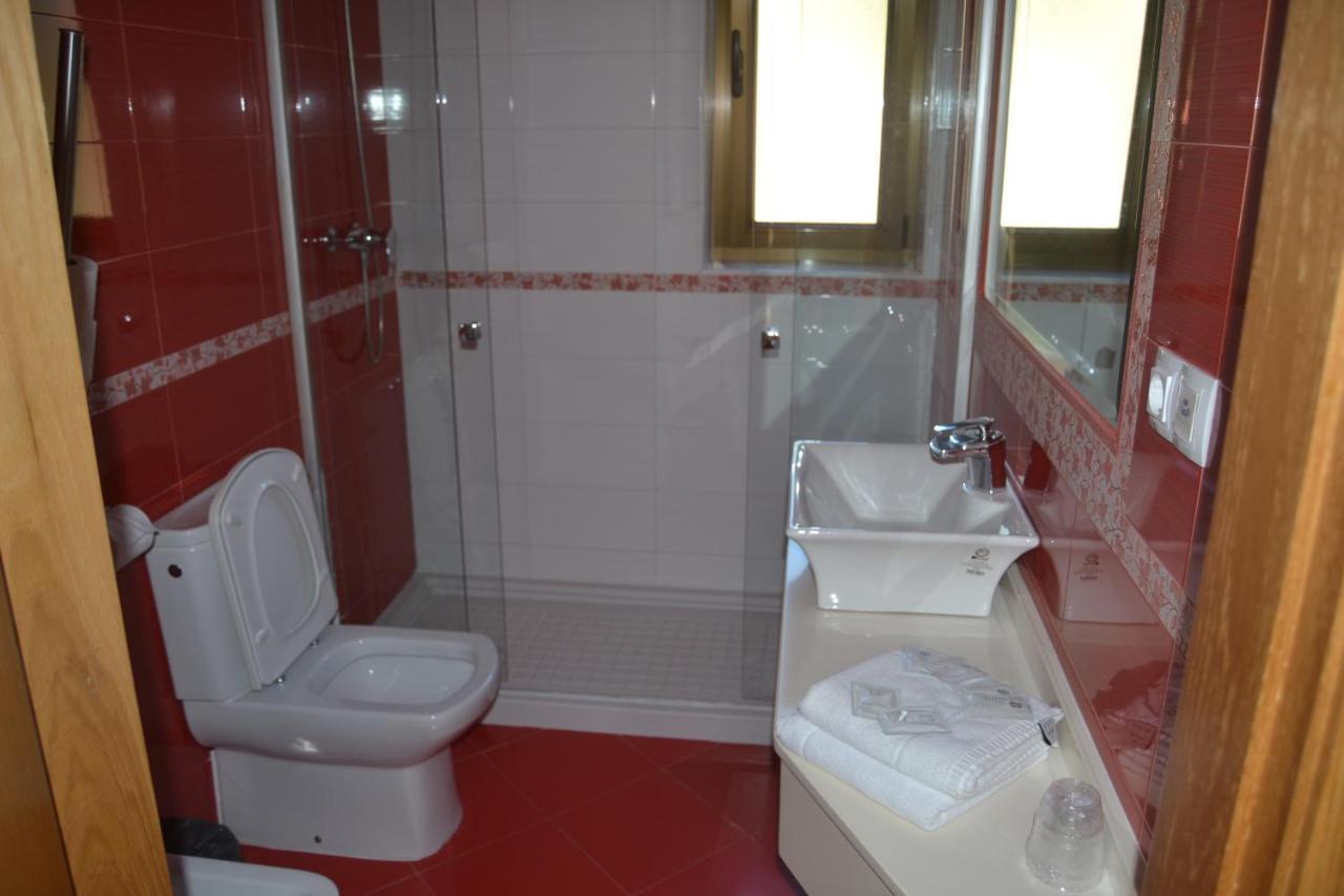 La Ribera Hotel 2*