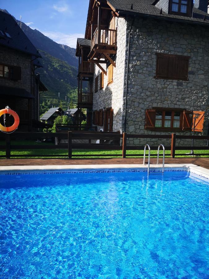 Residencial Valle De Apartment Benasque