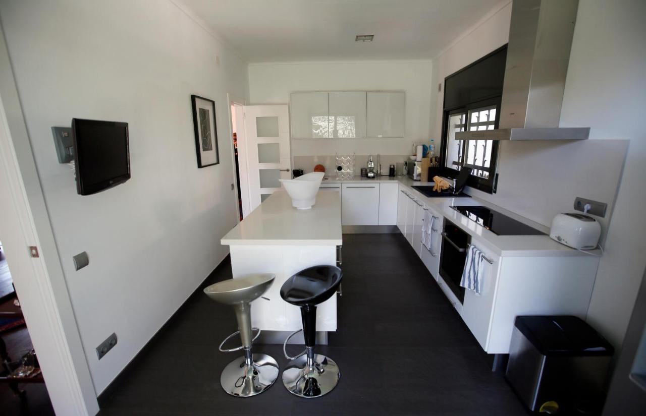 Burriac With Private Pool, Costa Maresme, 20 Minutes From Barcelona Villa