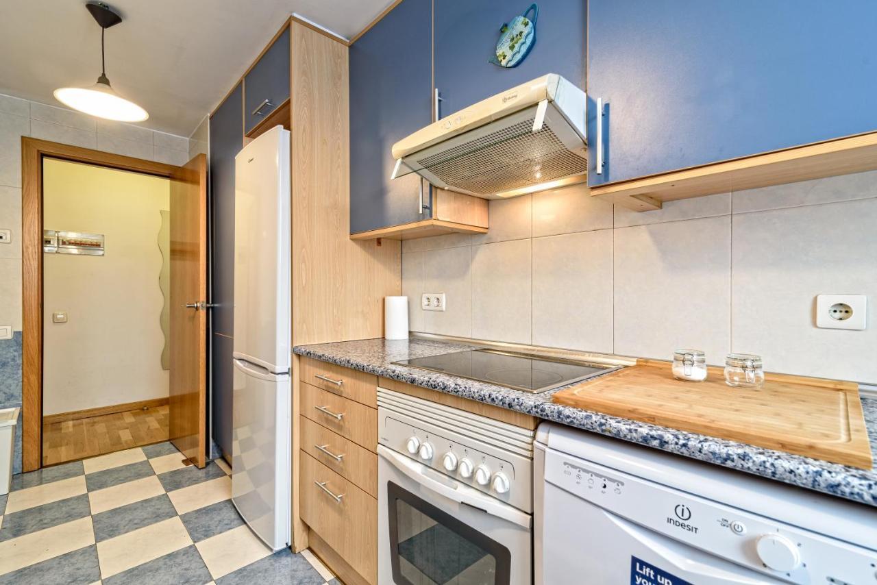 Apartamento&piscina Cerca De Barcelona *