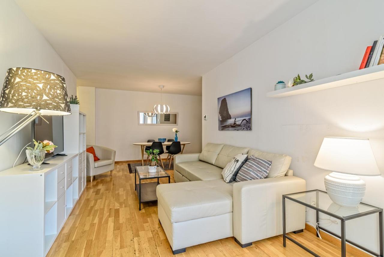 Apartamento&piscina Cerca De Barcelona *