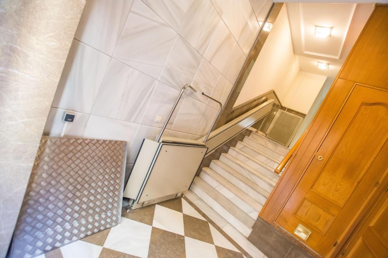 Ibericabeds Rejas Basic Apartment
