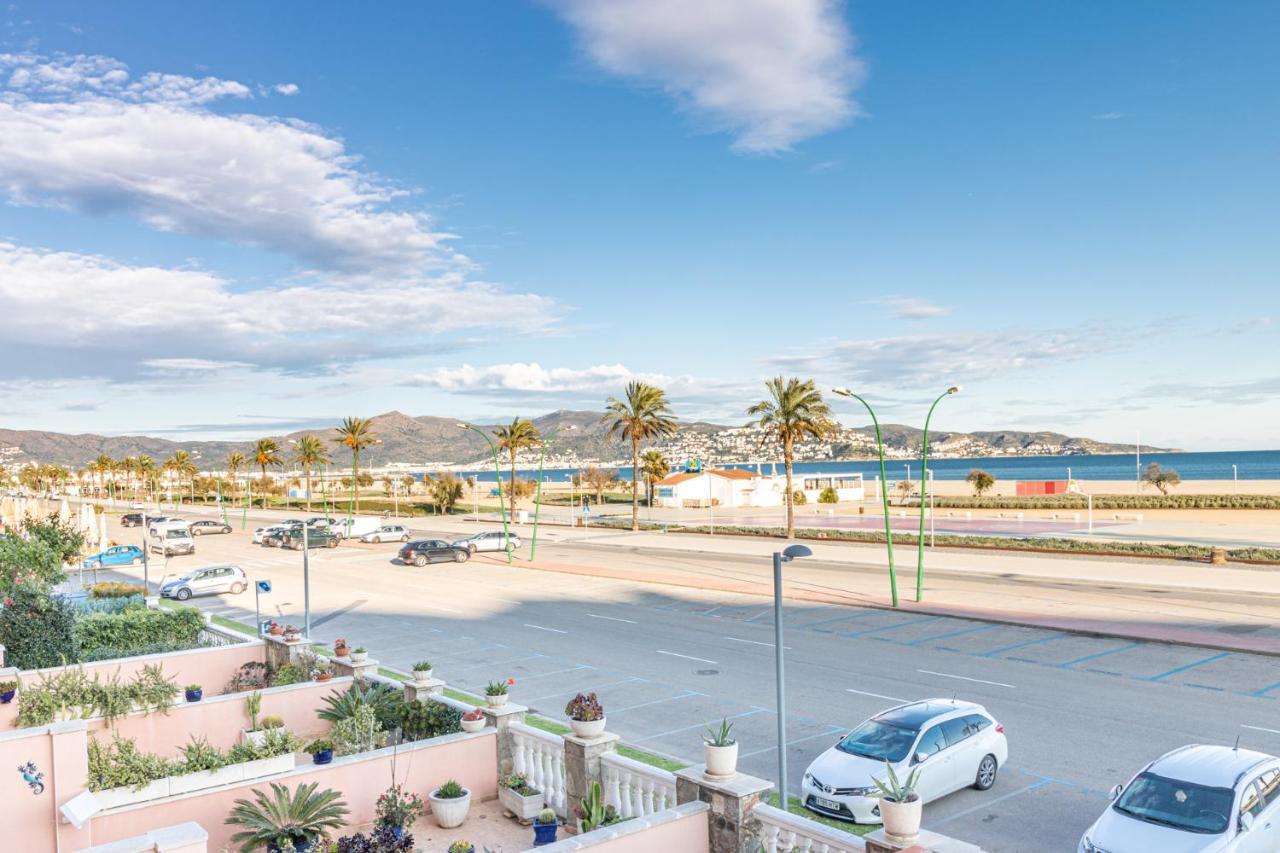 Empurialola -apartamento En Primera Linea De Mar -163 * Ampuriabrava