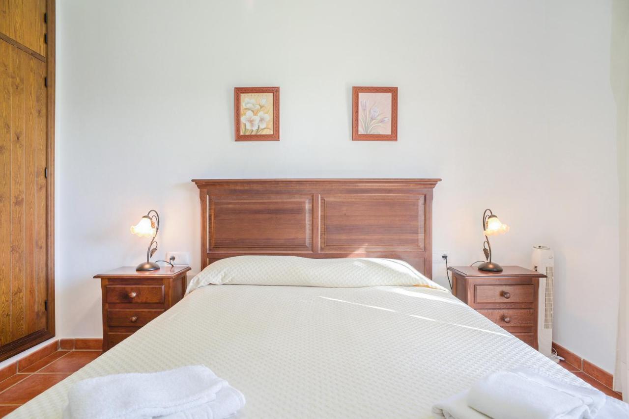 Casa Villanueva 3 Solo Familias Holiday home