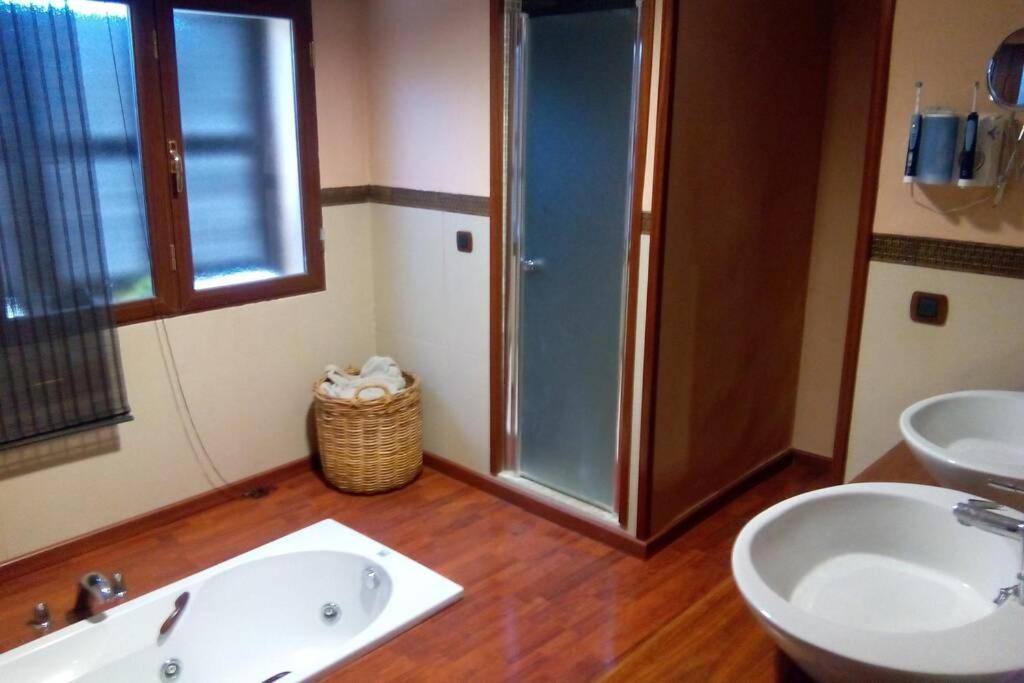Chalet Casa De Campo Perfectamente Equipada Jaen