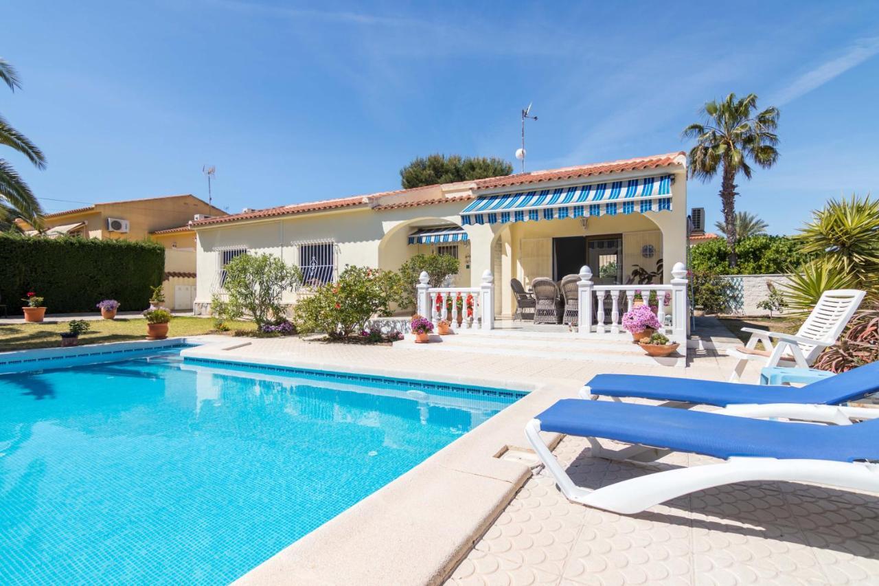Charming One-floor With Private Pool In Balcones Villa *