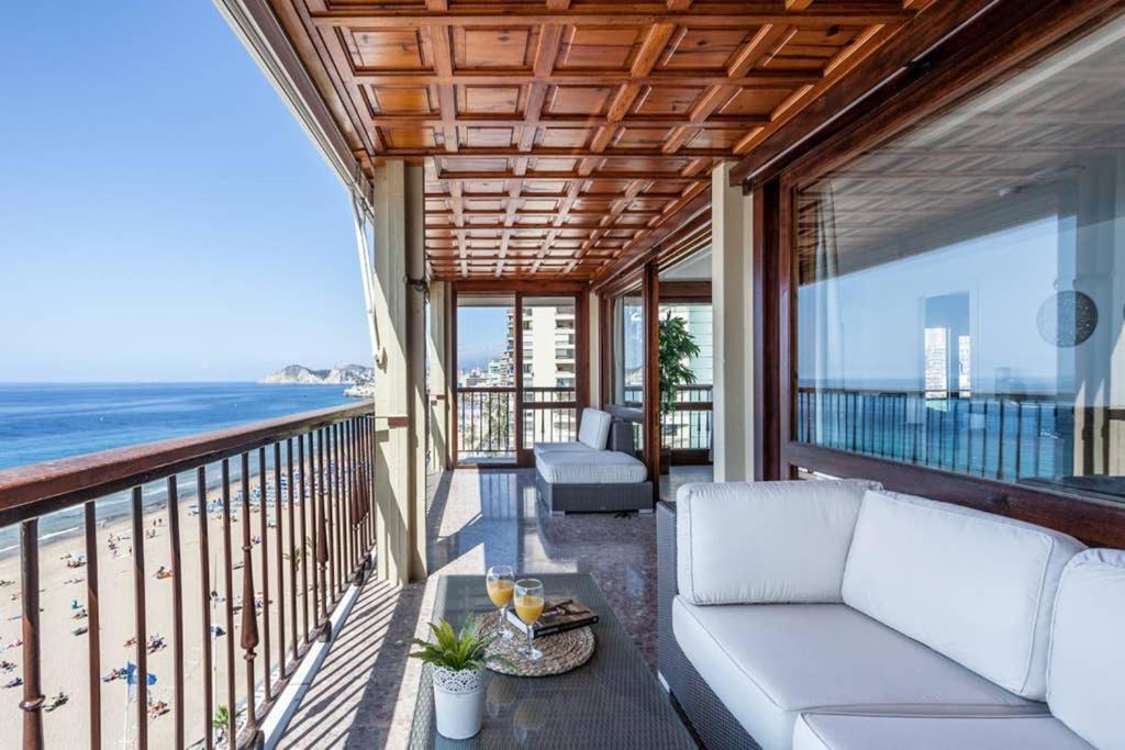 Levante Front Of The Sea Estacha