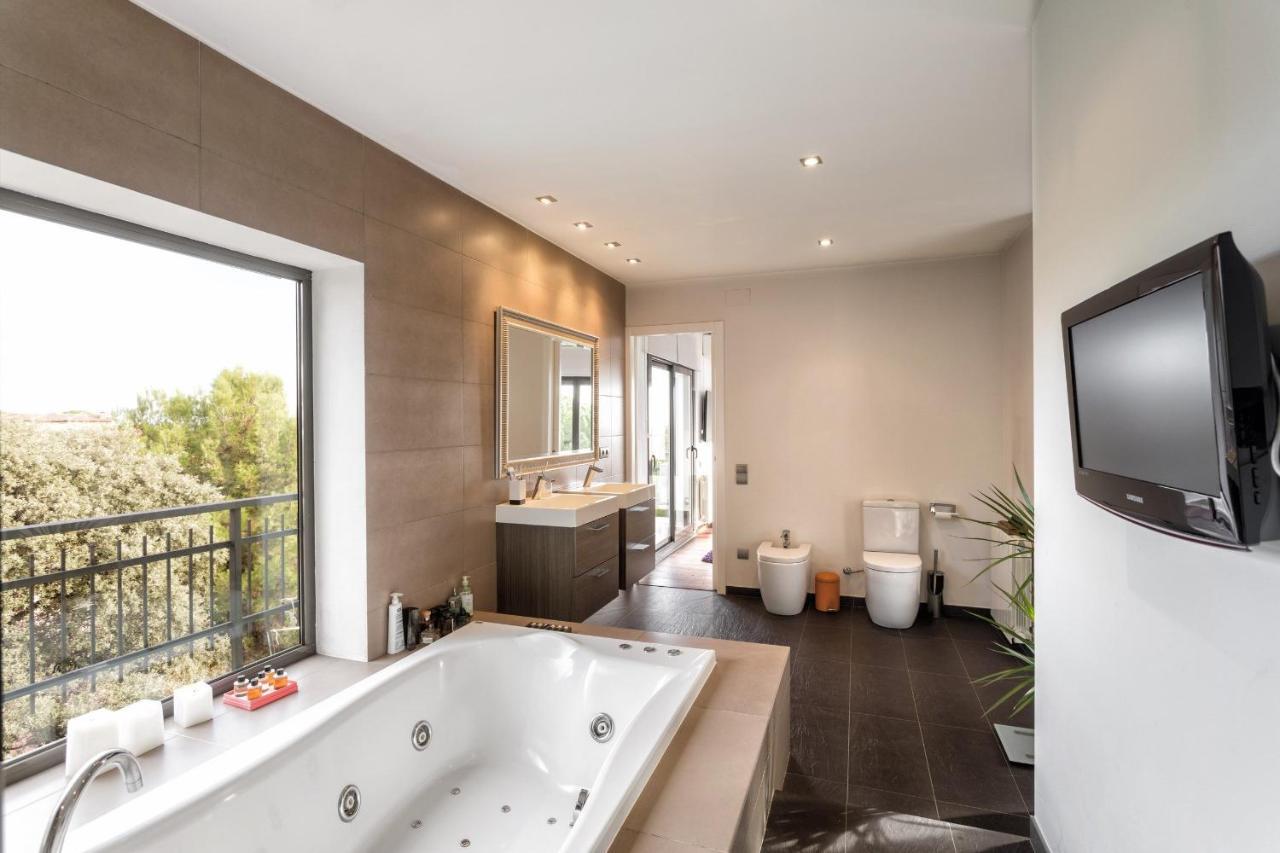 Burriac With Private Pool, Costa Maresme, 20 Minutes From Barcelona