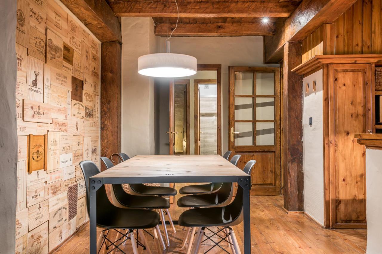 Casa Es Pletieus By Totiaran Arties