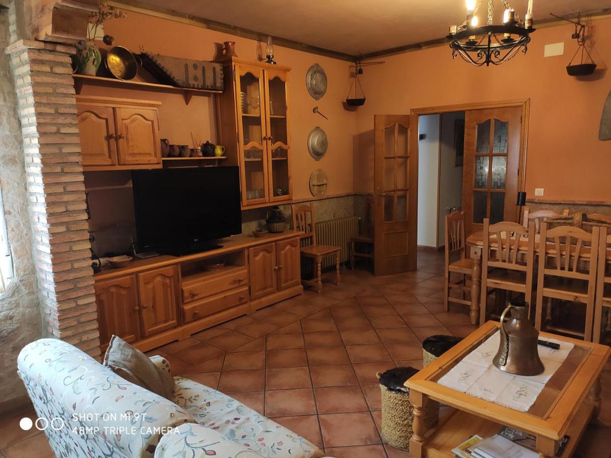 Iris Country house Villanueva De Los Infantes