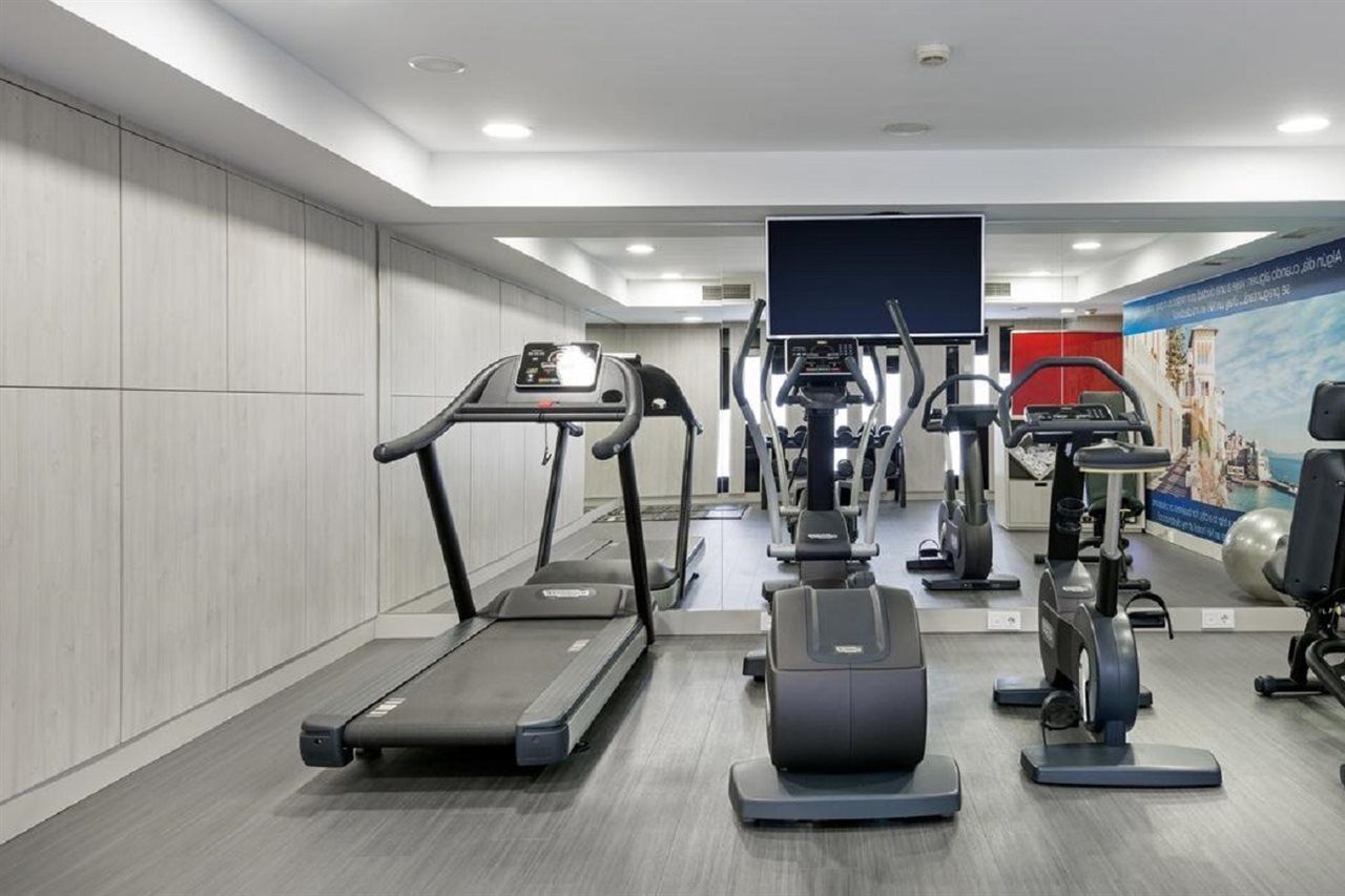 Hotel Nh Collection Abascal 4*