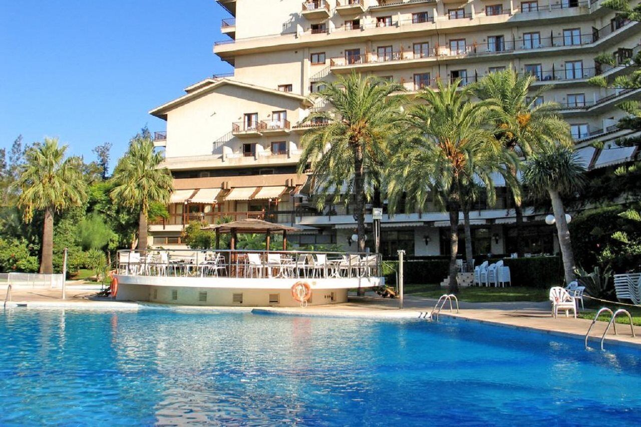 Intelier Orange Hotel 4*