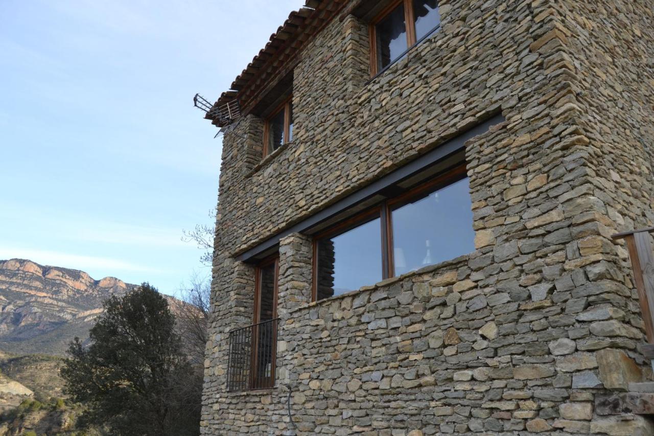 Casa Junia * La Baronia de Sant Oisme