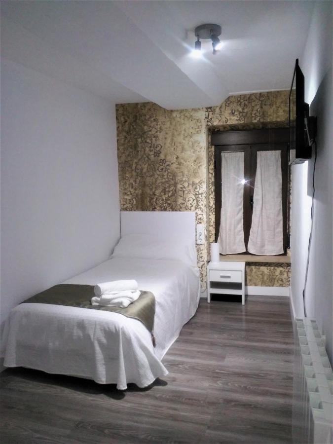 Ontinyent Rooms *