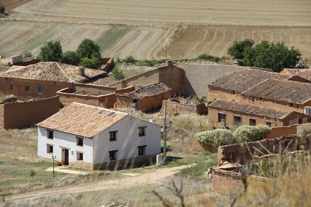 Tierras De *