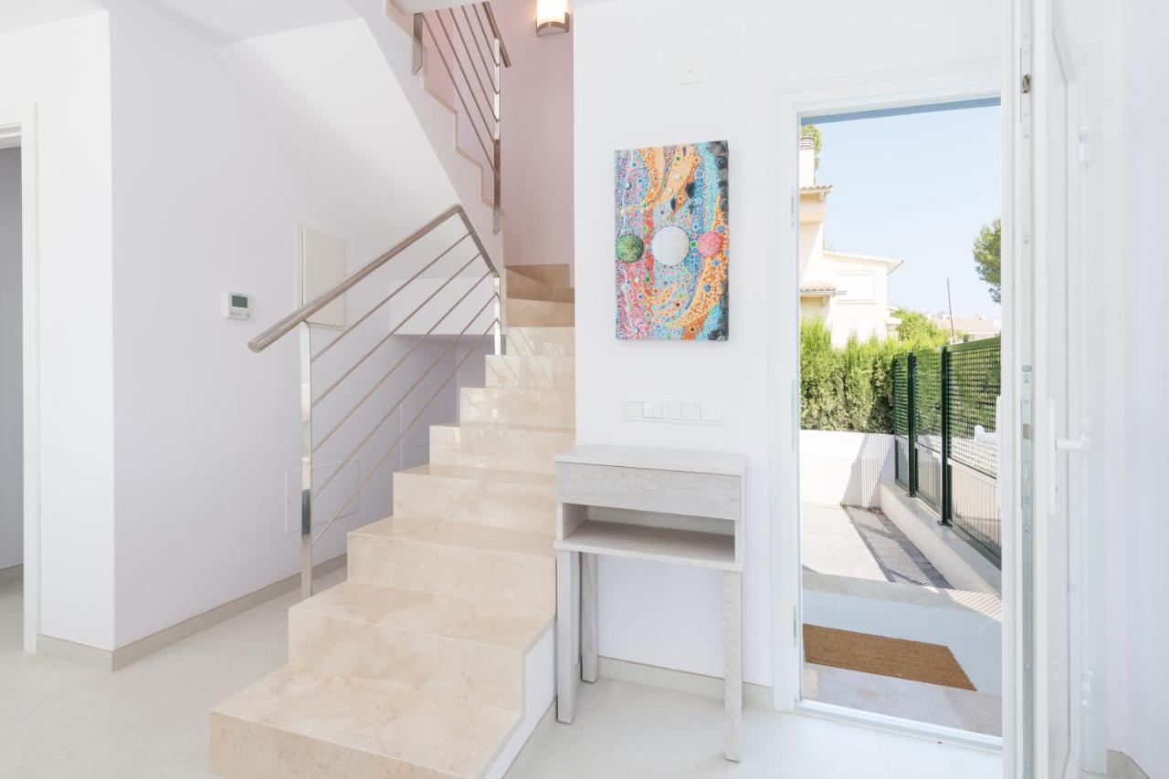 Del Atzavara Villa