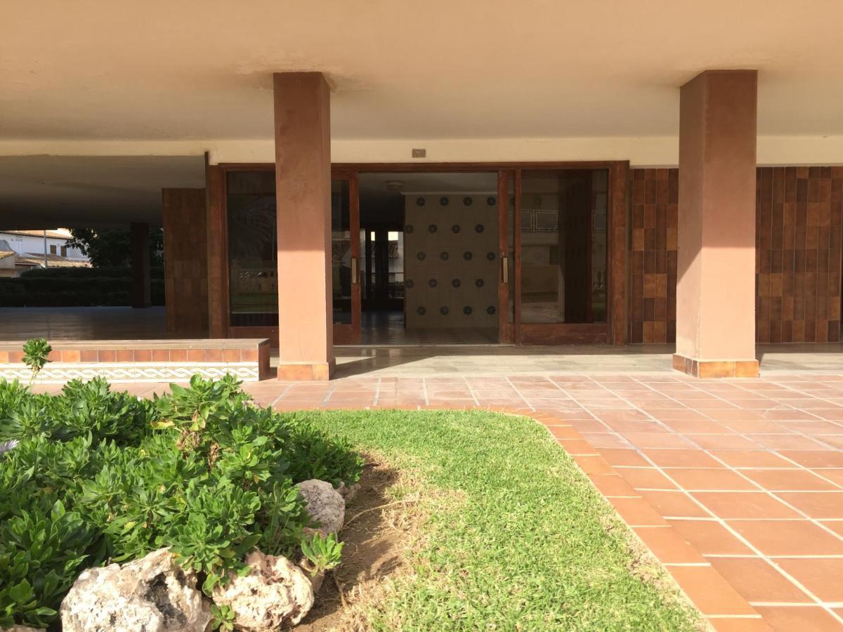Apartment Peaceful In A Beachfront Complex