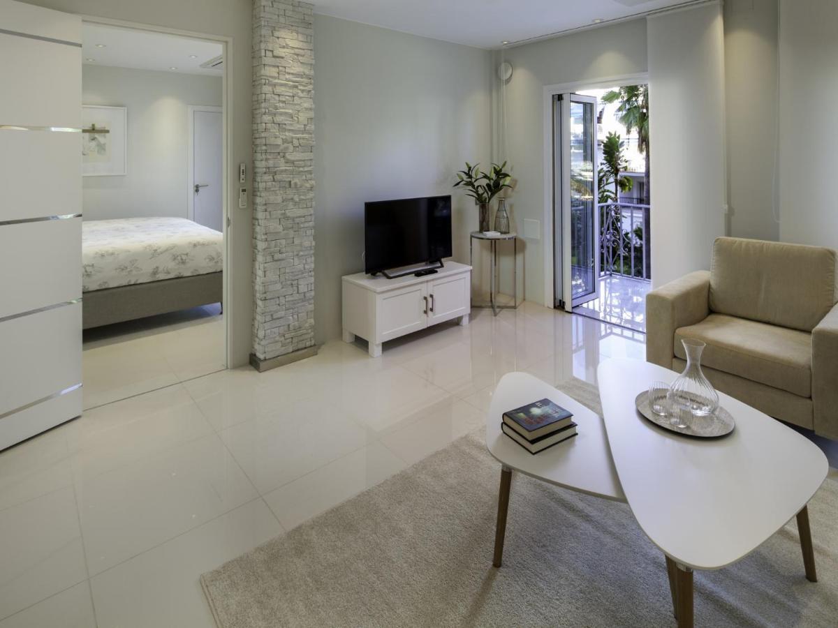 Modern 1 Bedroom Apartment, With Sea Views, In Andalucia Del Mar - Puerto Banus