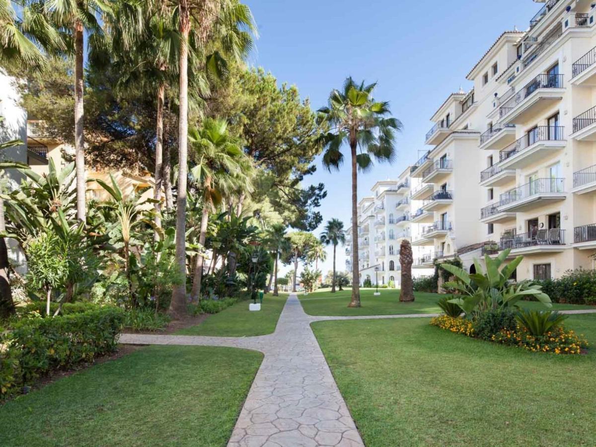 Apartment Modern 1 Bedroom Apartment, With Sea Views, In Andalucia Del Mar - Puerto Banus *