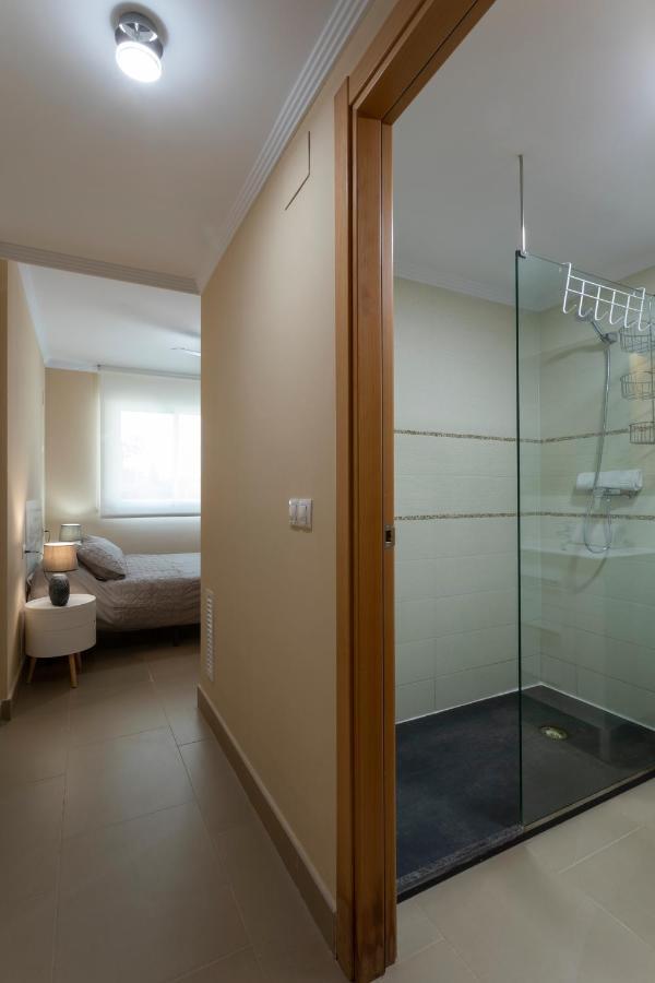 Apartment Brisas B2, 2 Dormitorios, Playa A 50m, By Bookindenia Denia