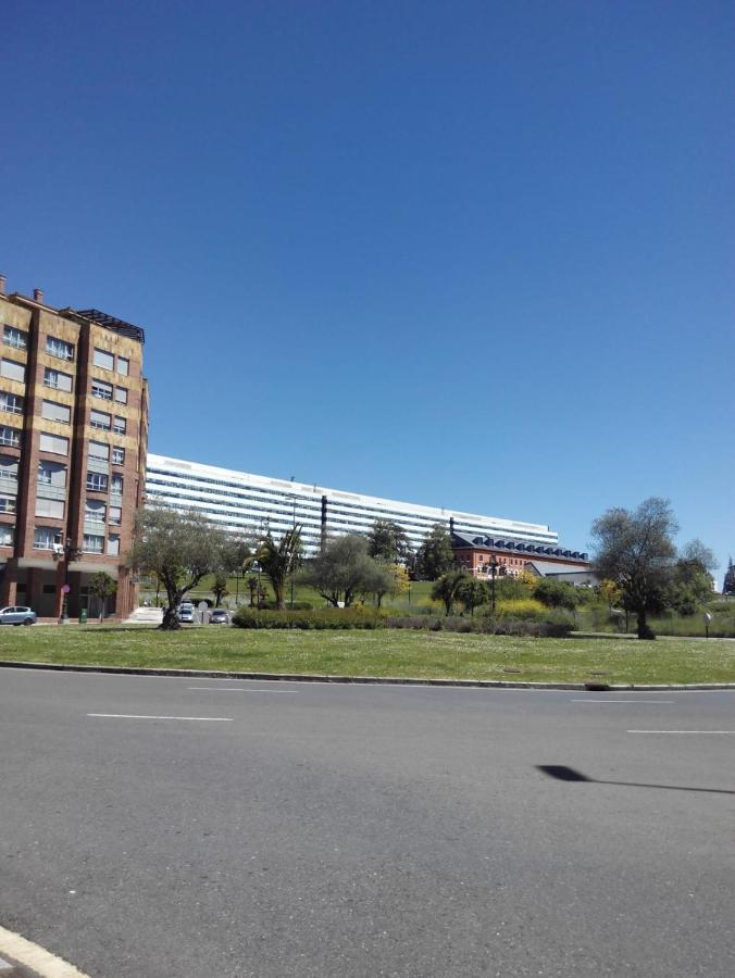 Mota-2 Huca-los Prados; Parking Y Wifi Gratis Oviedo
