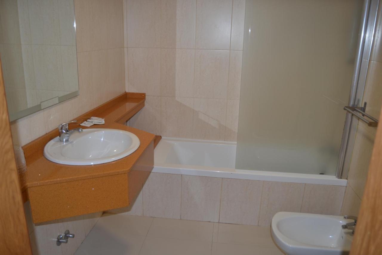 Hotel La Ribera 2*