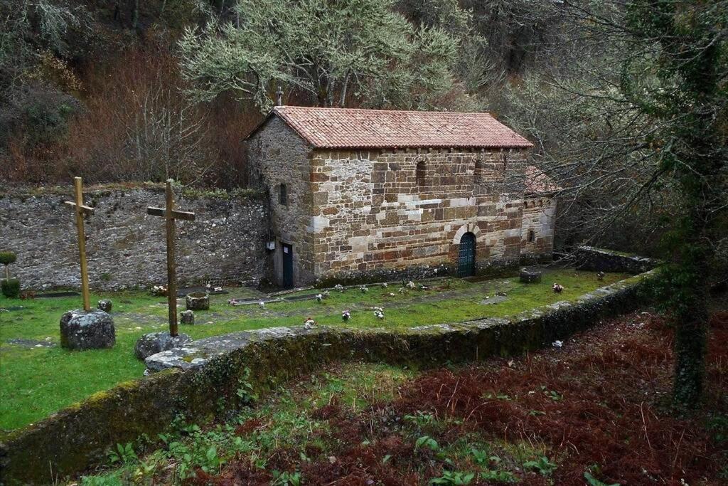 Stone Santiago Holiday home Curtis