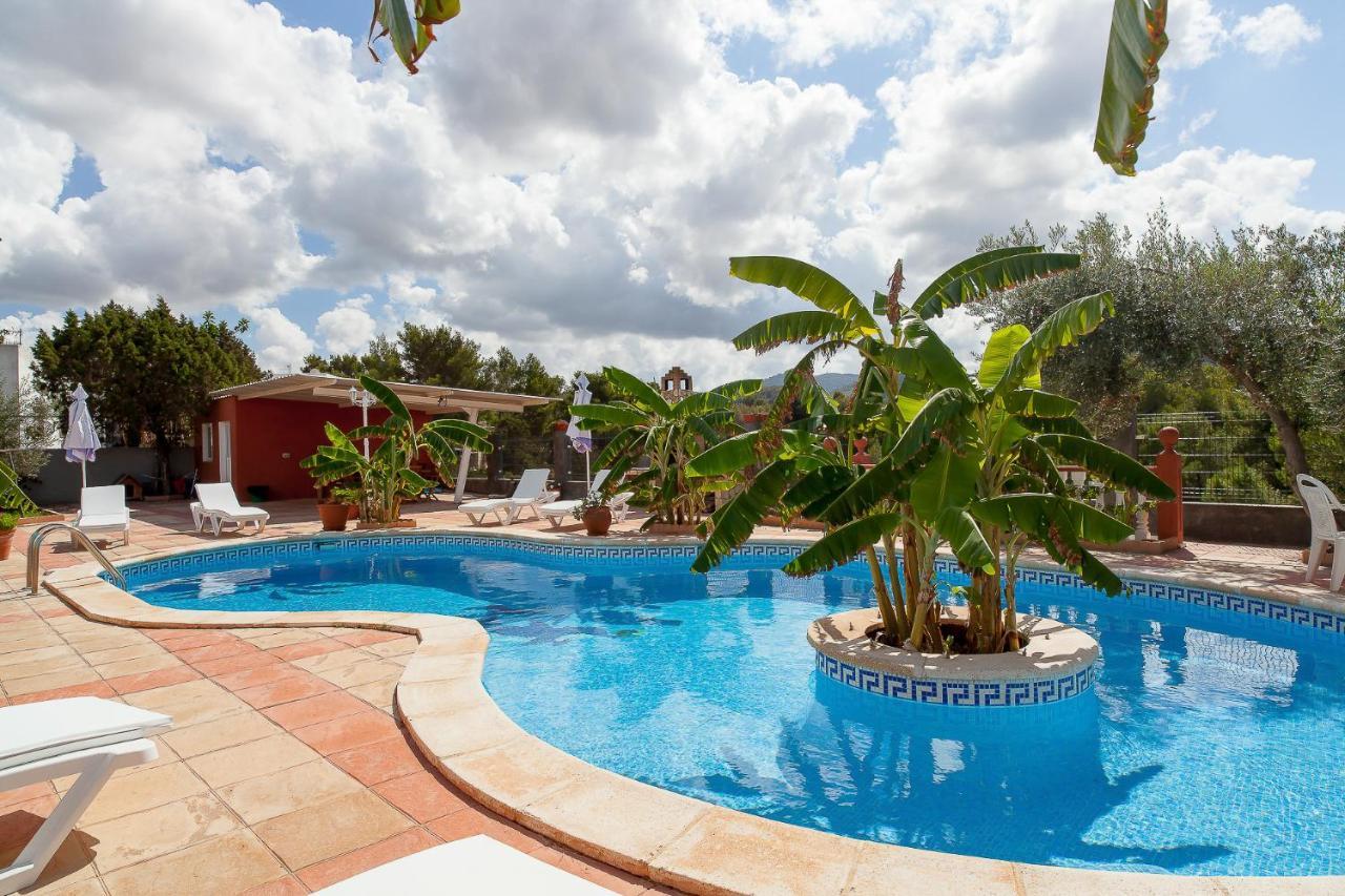 Ramos Villa *