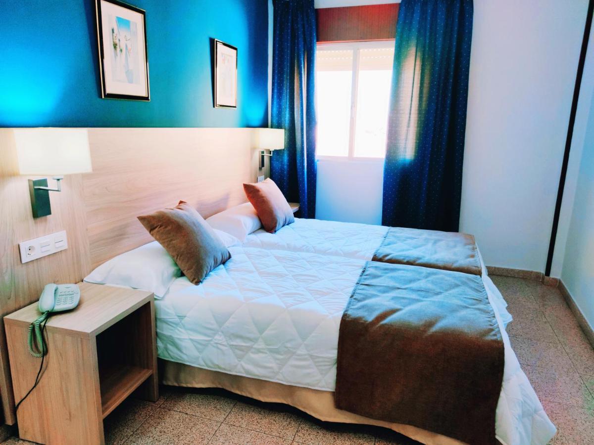 Catalan Hotel *