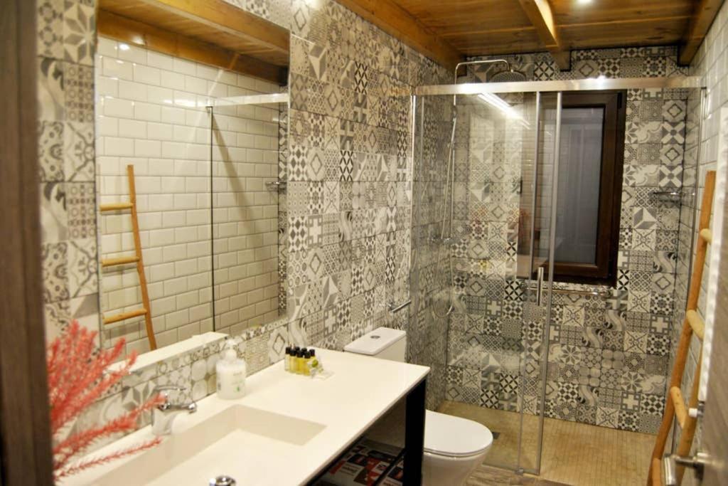 Villa Angeles Con Piscina Y Jacuzzi