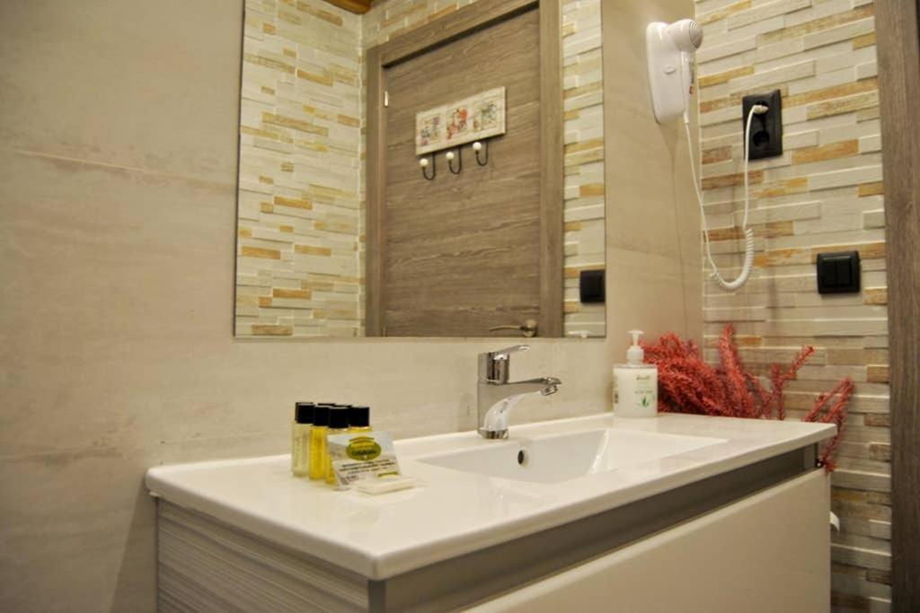 Angeles Con Piscina Y Jacuzzi *