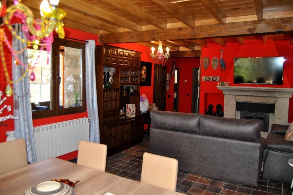 Mansion Adela Con Piscina Y Jacuzzi Holiday home Collado Mediano