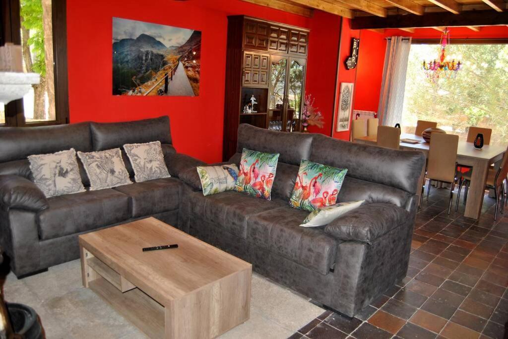 Mansion Adela Con Piscina Y Jacuzzi Holiday home Collado Mediano