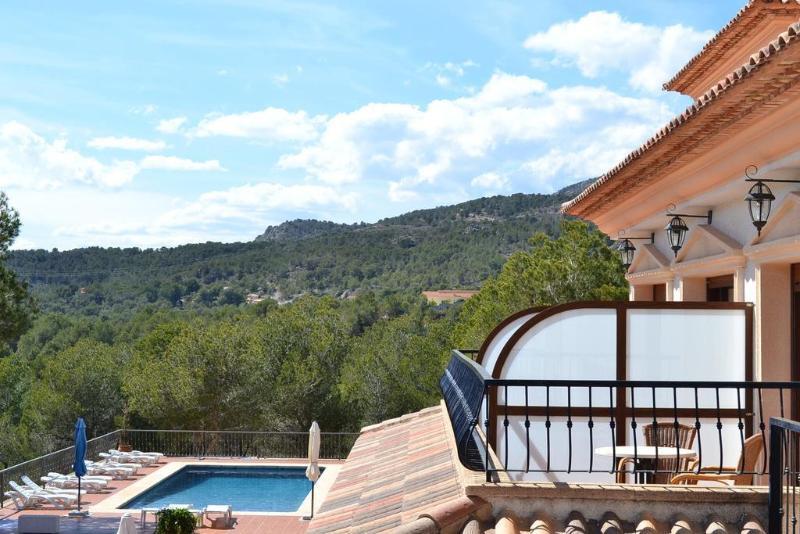 Fabiola (adults Only) 3*