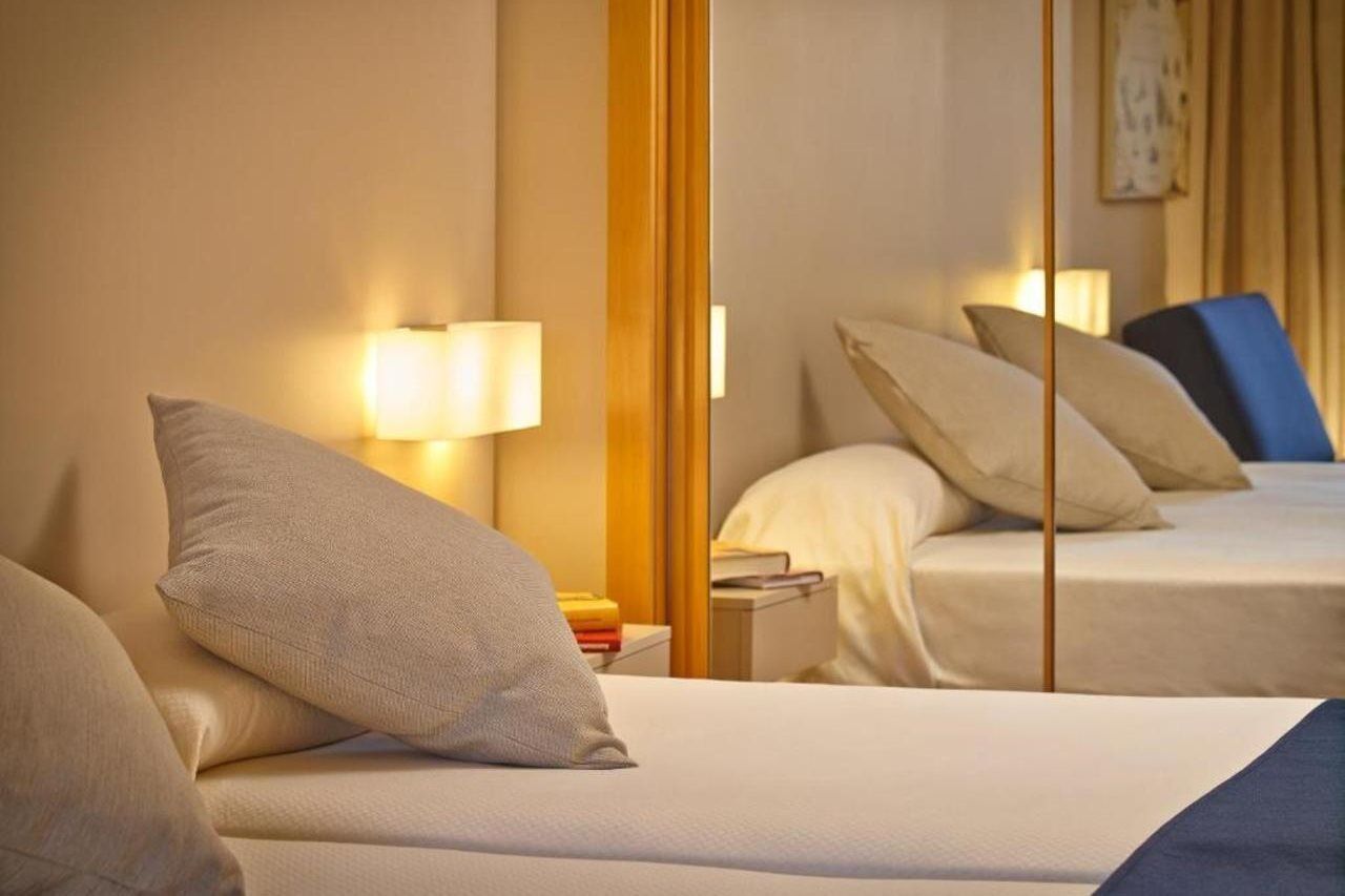 Jacaranda Hotel 4*